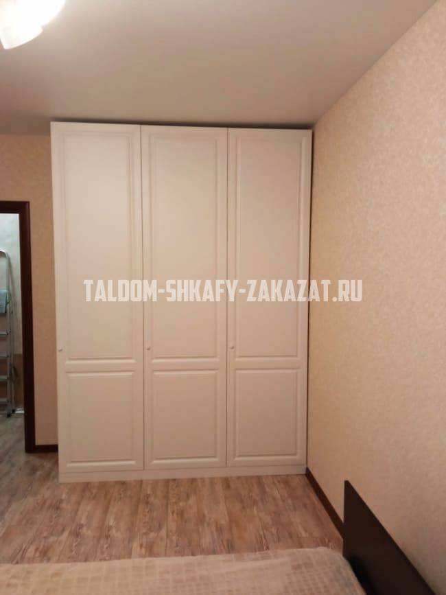 Распашные шкафы Талдом